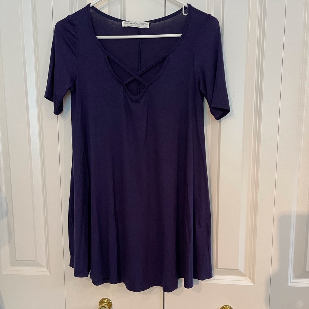 New without tags. Navy top.